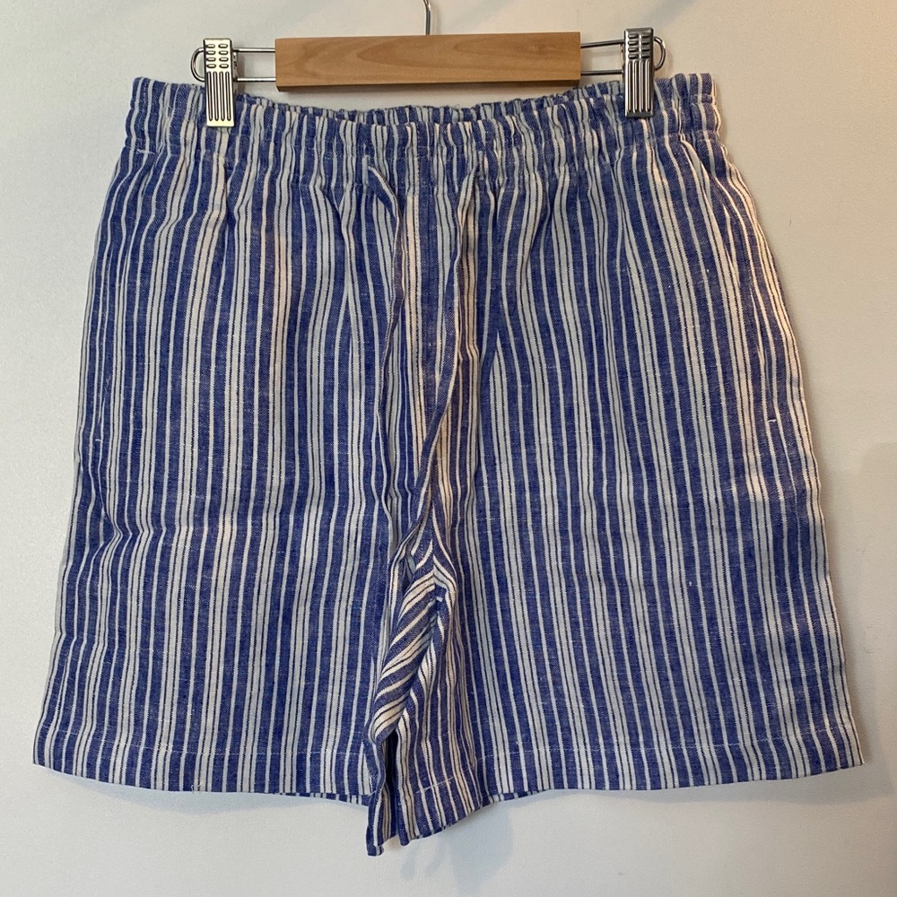 Boden Blue and White Striped Flat Front Women's Shorts